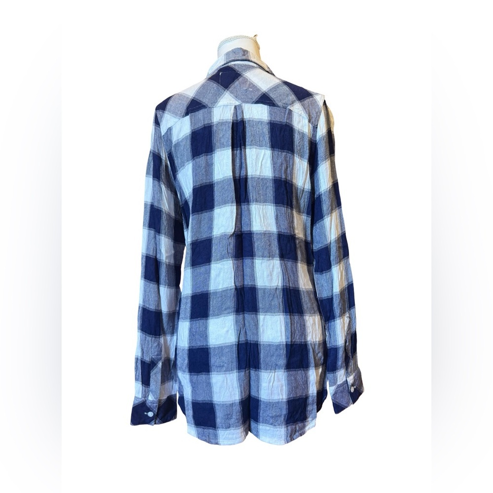 Rails Hunter Buffalo Plaid Button Down Shirt Navy White M Rayon Soft Flannel - Picture 3 of 9